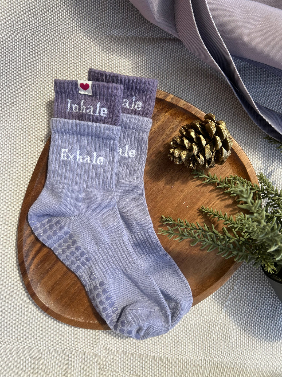 Breath Crew Grippy Socks • Taro Purple