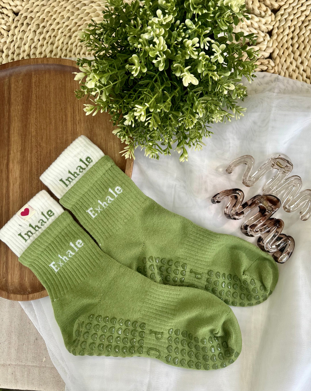 Breath Crew Grippy Socks • Matcha Green