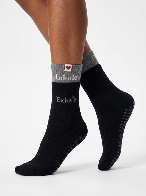 Breath Crew Grippy Socks • Black