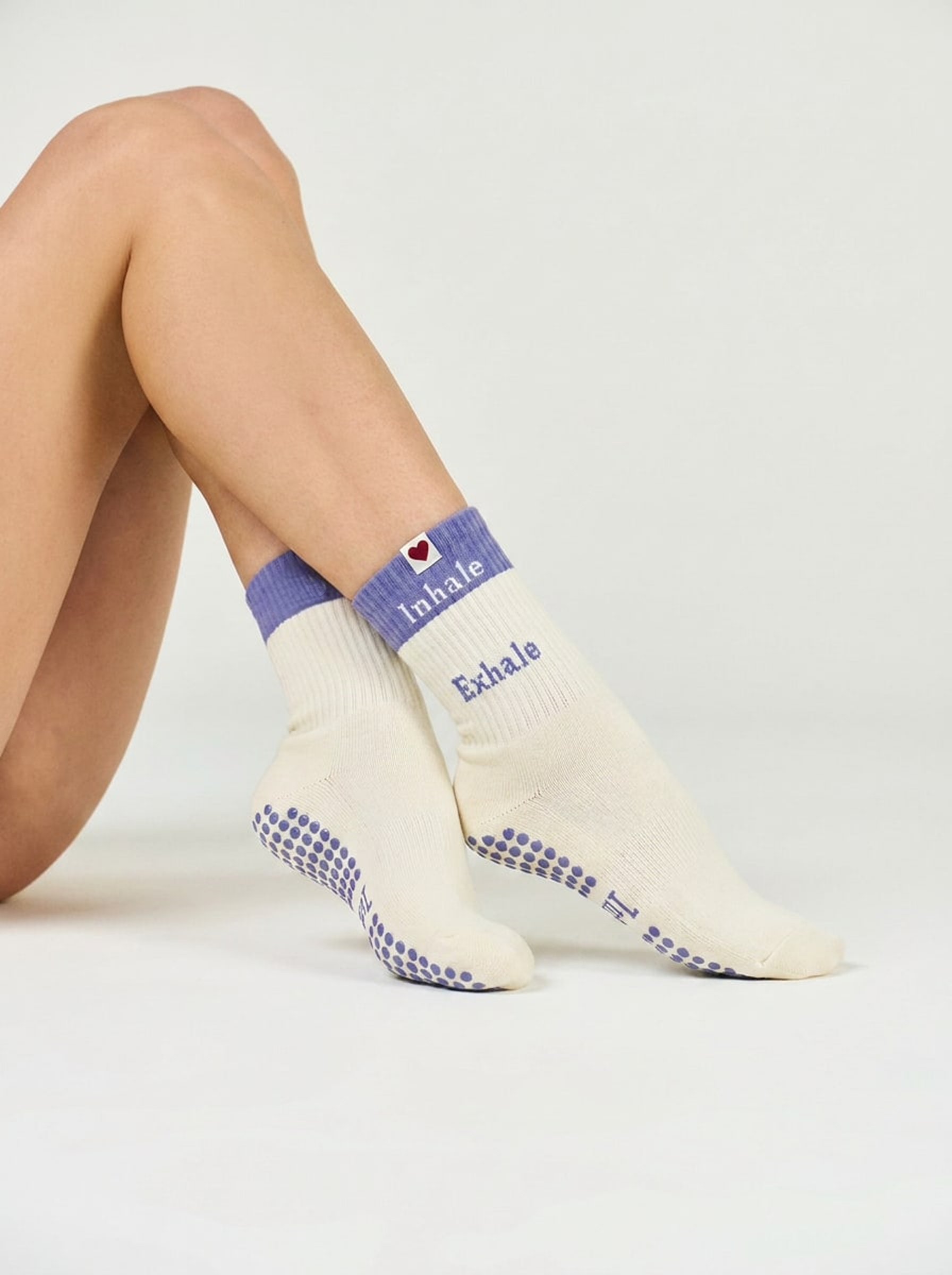 Breath Crew Grippy Socks • White